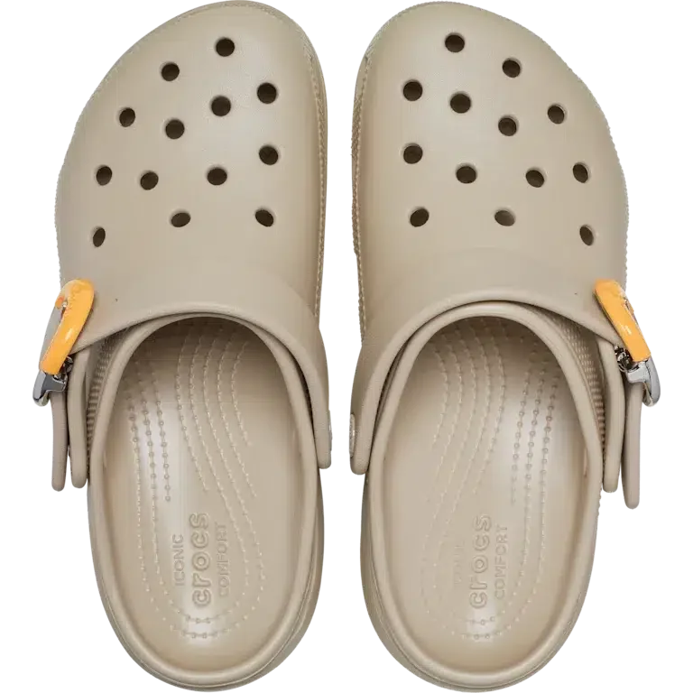 Classic Platform Dipped Buckle Clog Classic Platform Dipped Buckle Clog
